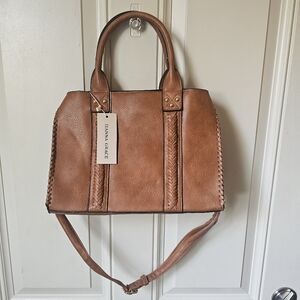 "NWT" Hanna Grace Vegan Leather Tote/CB 🤎💛